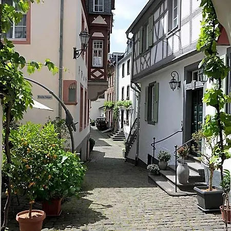 Haus Burg Metternich Blankenrath